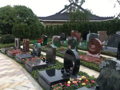 艺术墓碑：展现生命的故事，，，，，，，转达永恒的情绪