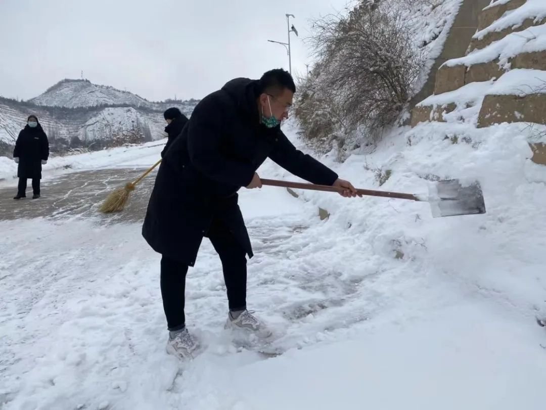 新春佳节的温暖守护 | 优德88以行动誊写责任，，，，，拾金不昧照亮人心