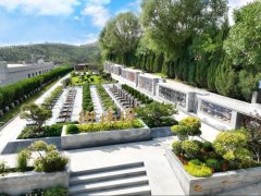 御境揽风华，，，，，，，，诗眠映翠霞——张家口人民公墓东安园御境园